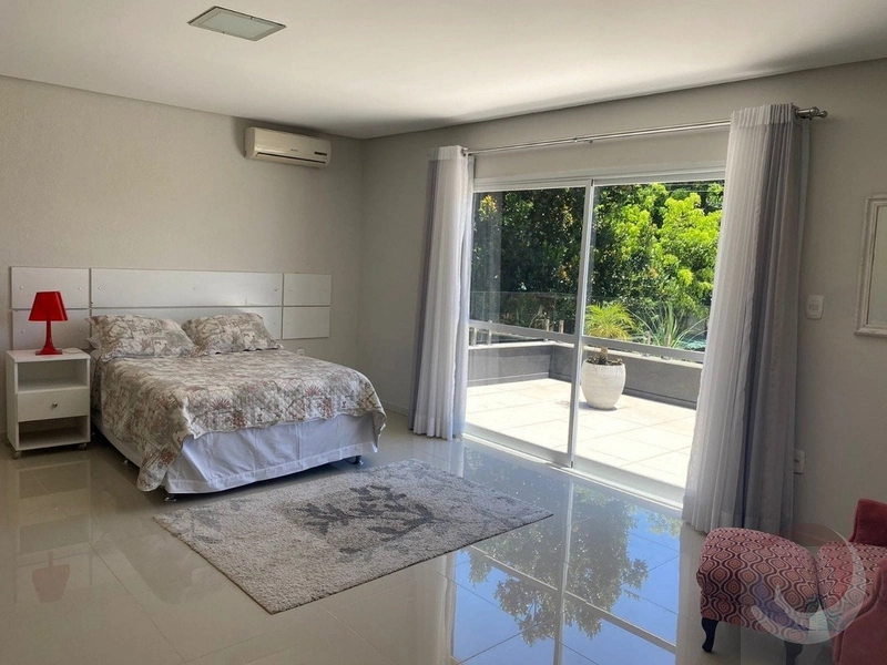 Casa de luxo com 4 suítes em Jurerê, Florianópolis: 14ª foto da galeria de imagens do imóvel