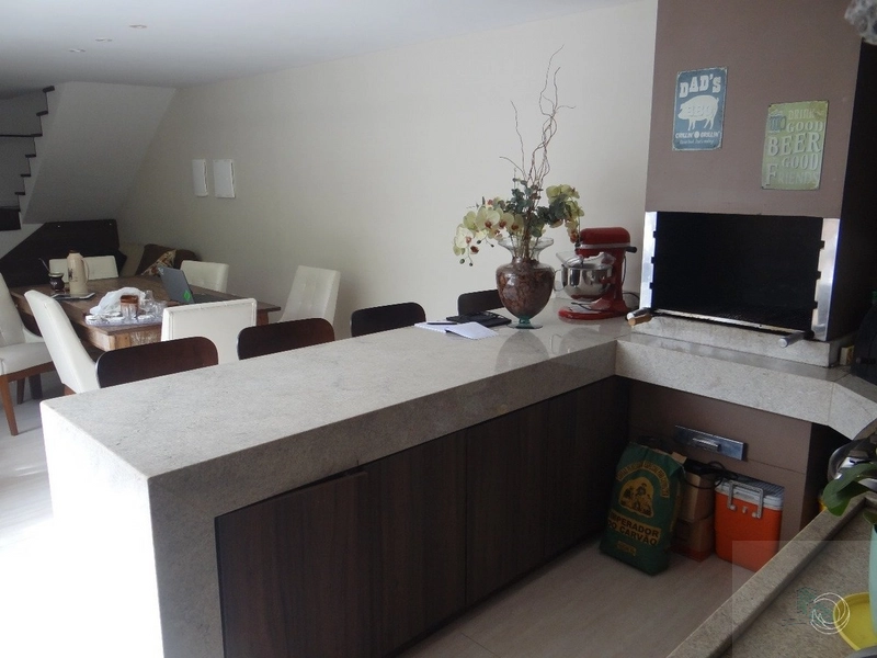 Terreno à venda em Florianópolis - Bairro Sambaqui: 8ª foto da galeria de imagens do imóvel