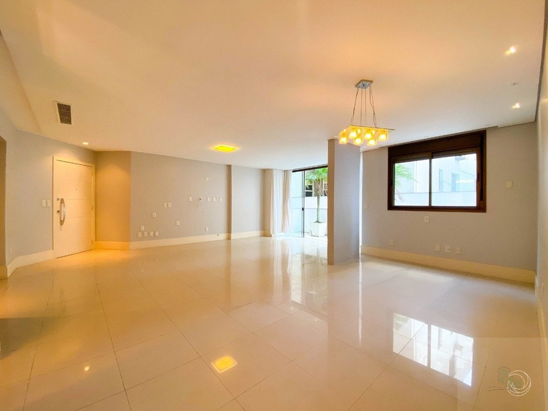 Apartamento de luxo à venda no Centro de Florianópolis: 2ª foto da galeria de imagens do imóvel