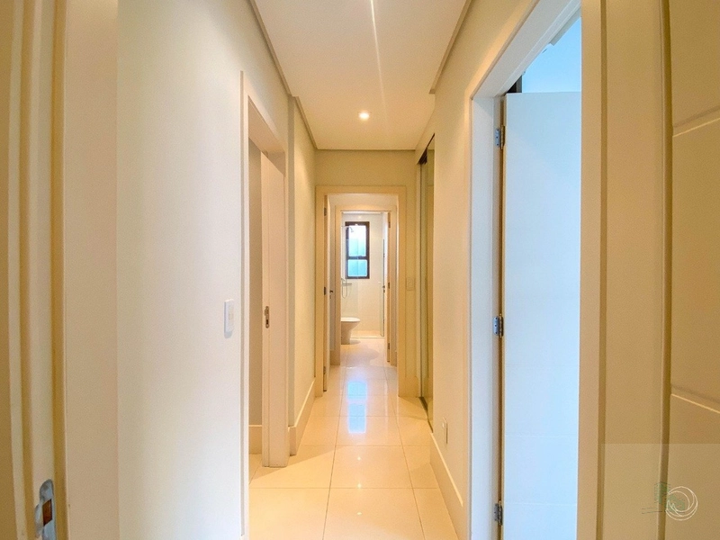 Apartamento de luxo à venda no Centro de Florianópolis: 8ª foto da galeria de imagens do imóvel