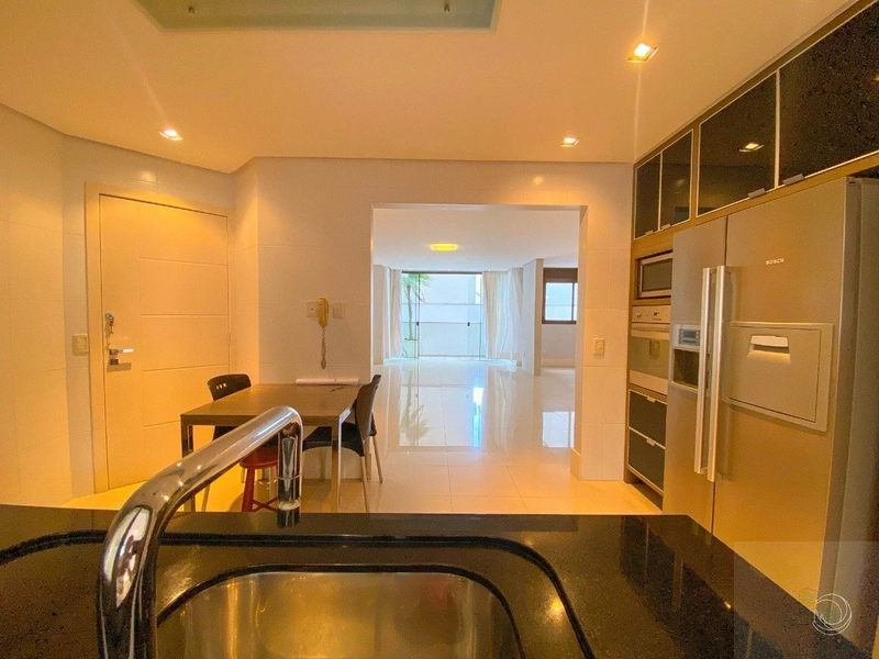 Apartamento de luxo à venda no Centro de Florianópolis: 5ª foto da galeria de imagens do imóvel