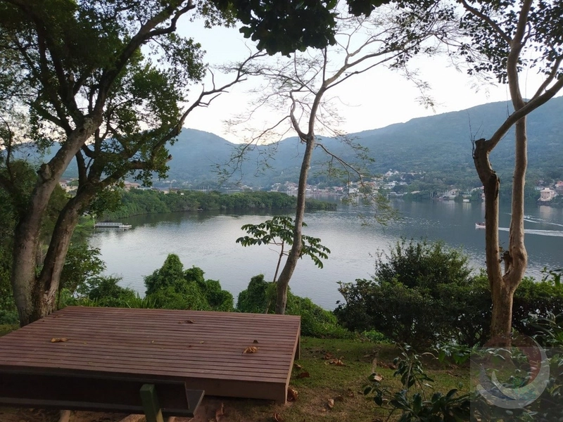Terreno para venda possui 674 metros quadrados em Lagoa da Conceição: 8ª foto da galeria de imagens do imóvel