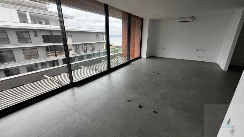 Duplex à venda em Jurerê, Florianópolis: 17ª foto da galeria de imagens do imóvel