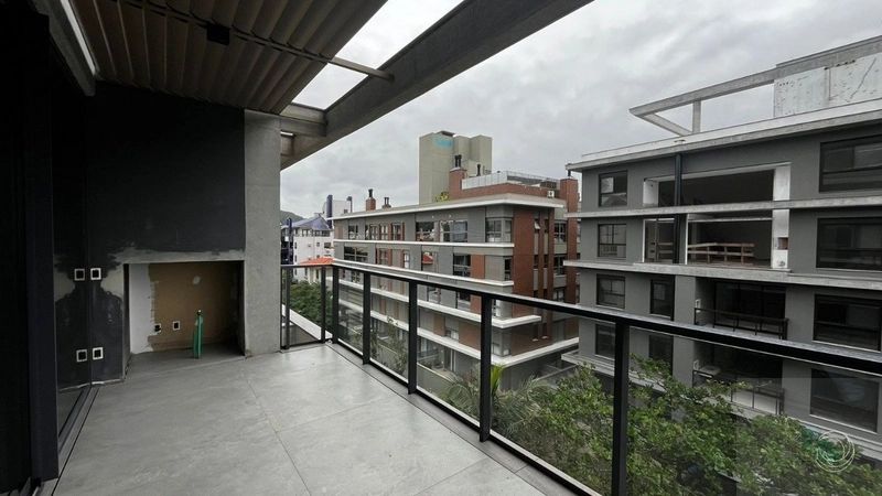 Duplex à venda em Jurerê, Florianópolis: 2ª foto da galeria de imagens do imóvel