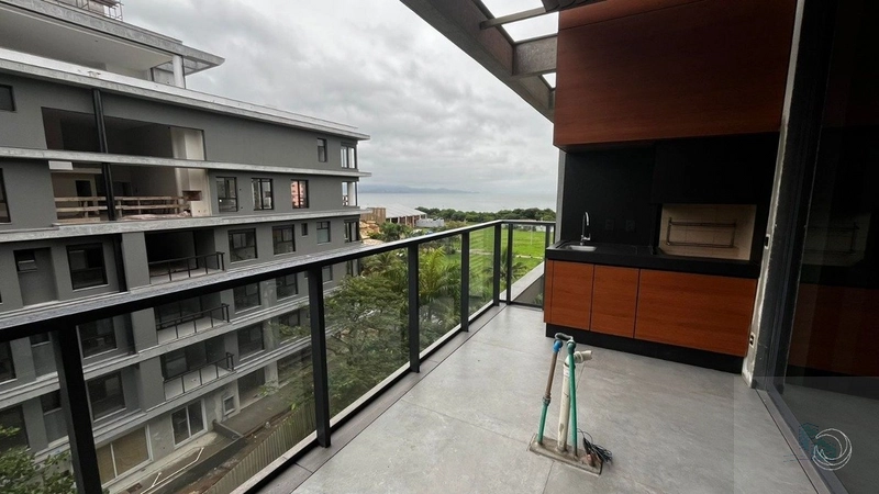 Duplex à venda em Jurerê, Florianópolis: 3ª foto da galeria de imagens do imóvel