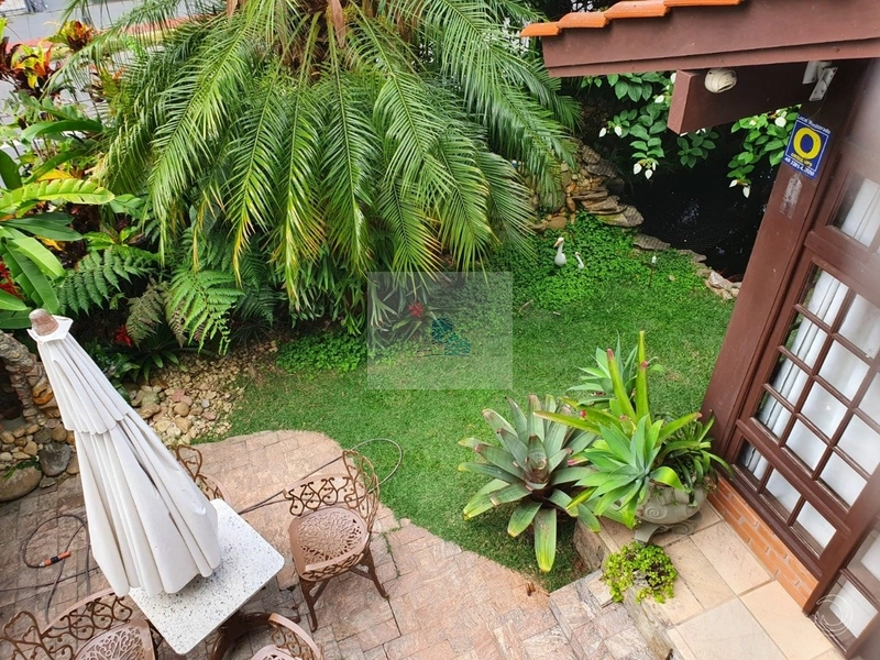 Casa à venda em Canasvieiras, Florianópolis - SC: 2ª foto da galeria de imagens do imóvel