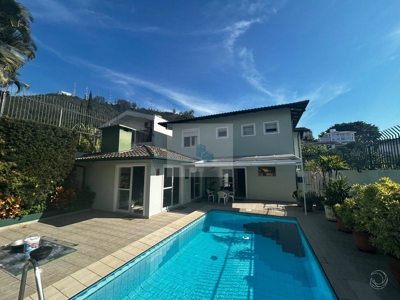 Casa à venda em Florianópolis, Bairro Trindade: 15ª foto da galeria de imagens do imóvel