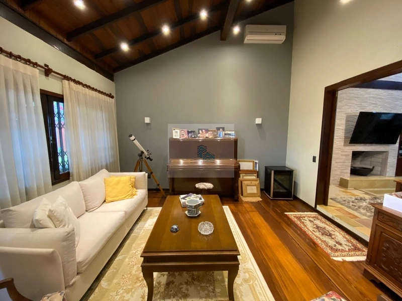 Casa à venda na Agronômica, Florianópolis - SC: 1ª foto da galeria de imagens do imóvel