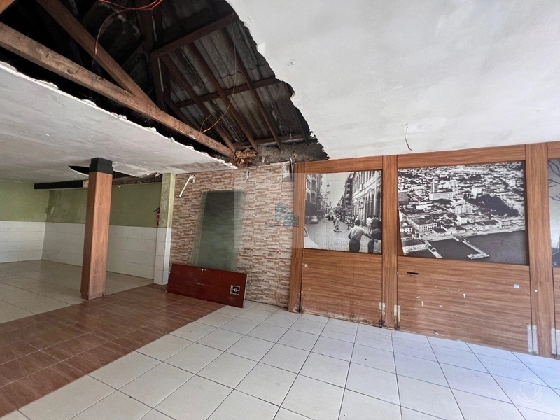 Casa comercial ampla no Centro: 6ª foto da galeria de imagens do imóvel