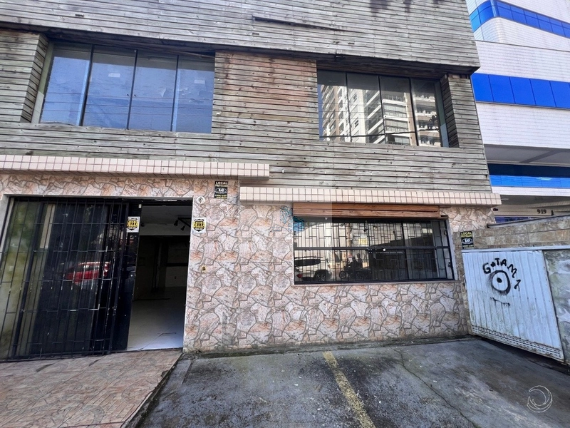Casa comercial ampla no Centro: 1ª foto da galeria de imagens do imóvel