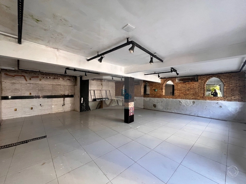 Casa comercial ampla no Centro: 15ª foto da galeria de imagens do imóvel