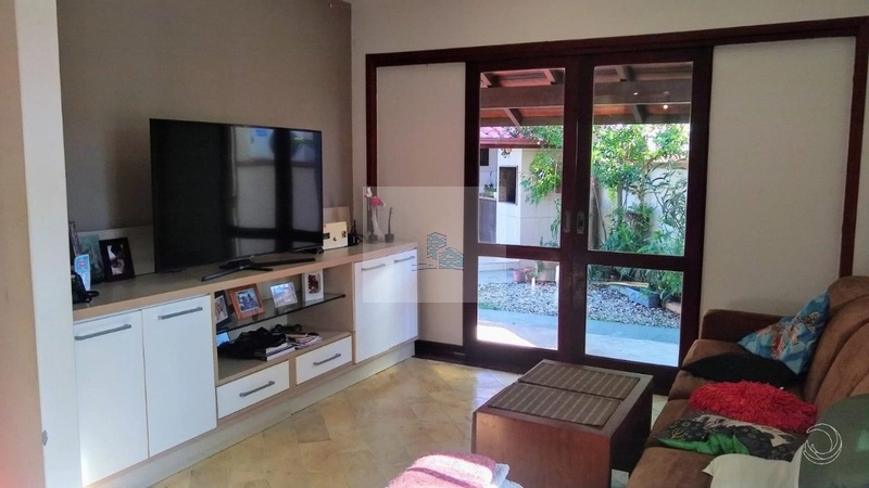 Casa com 3 dorms no bairro Itacorubi: 9ª foto da galeria de imagens do imóvel
