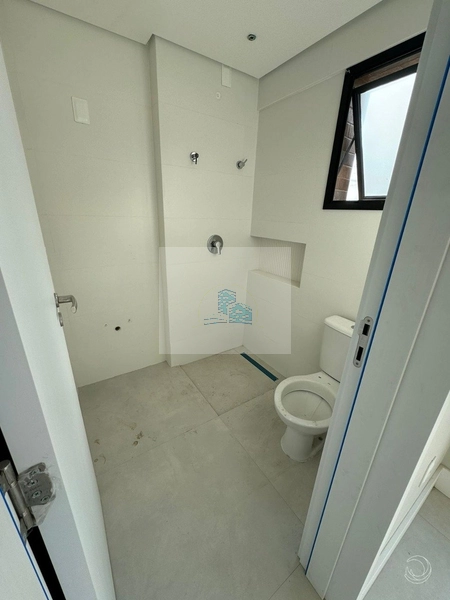 Duplex com 1 dorm com suíte no Centro: 21ª foto da galeria de imagens do imóvel