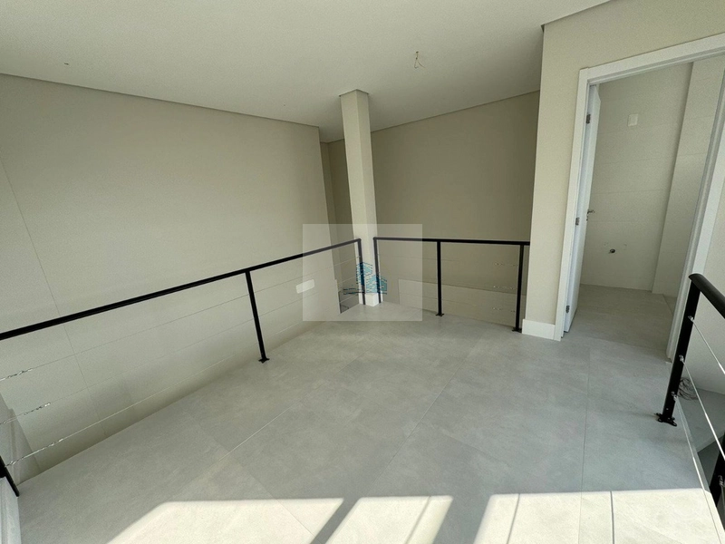 Duplex com 1 dorm com suíte no Centro: 19ª foto da galeria de imagens do imóvel