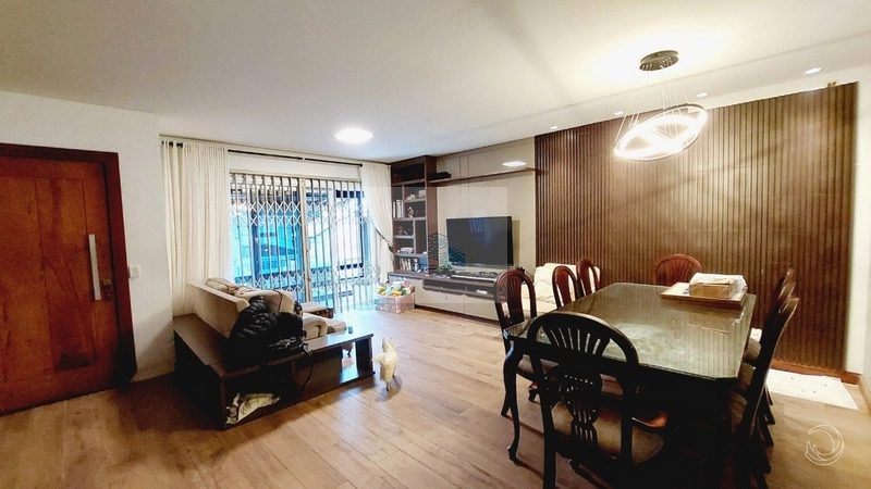 Casa Residencial de 344m², 5 dorm. na Trindade: 2ª foto da galeria de imagens do imóvel