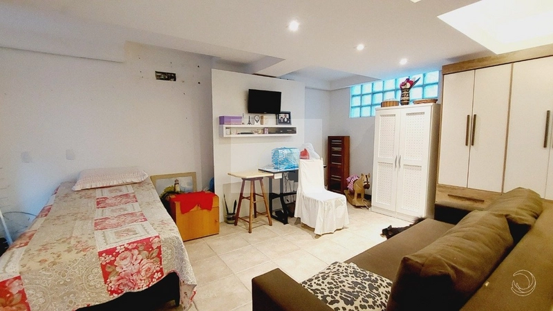 Casa Residencial de 344m², 5 dorm. na Trindade: 25ª foto da galeria de imagens do imóvel