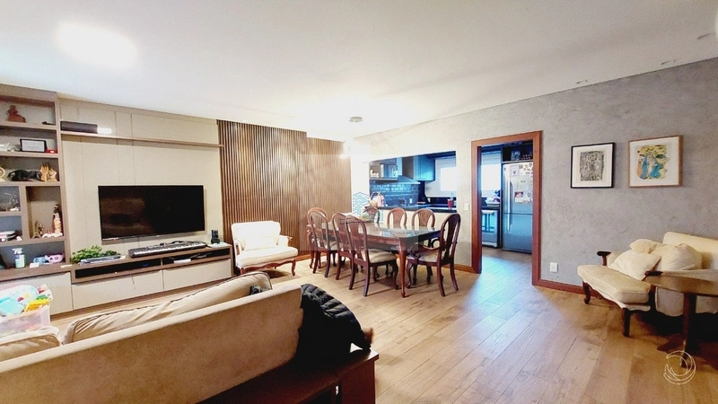 Casa Residencial de 344m², 5 dorm. na Trindade: 1ª foto da galeria de imagens do imóvel