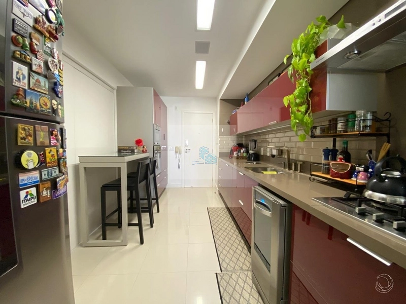 Apartamento com 3 dorms e 2 suítes no bairro Itacorubi: 13ª foto da galeria de imagens do imóvel