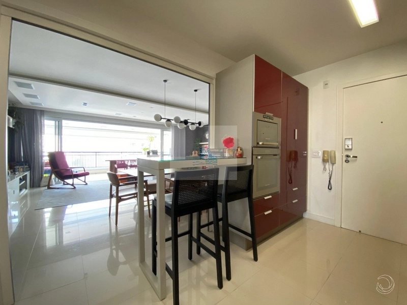 Apartamento com 3 dorms e 2 suítes no bairro Itacorubi: 14ª foto da galeria de imagens do imóvel