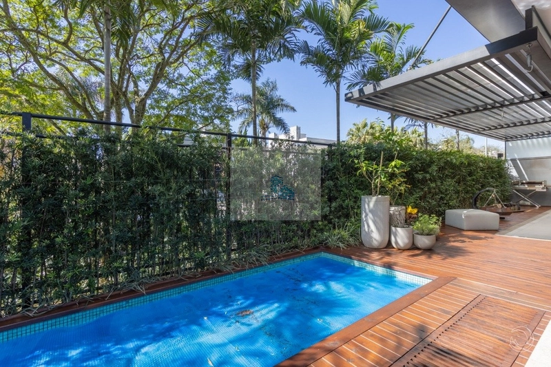 Duplex de luxo em Jurerê Internacional: 34ª foto da galeria de imagens do imóvel