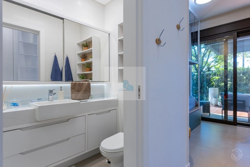 Duplex de luxo em Jurerê Internacional: 20ª foto da galeria de imagens do imóvel