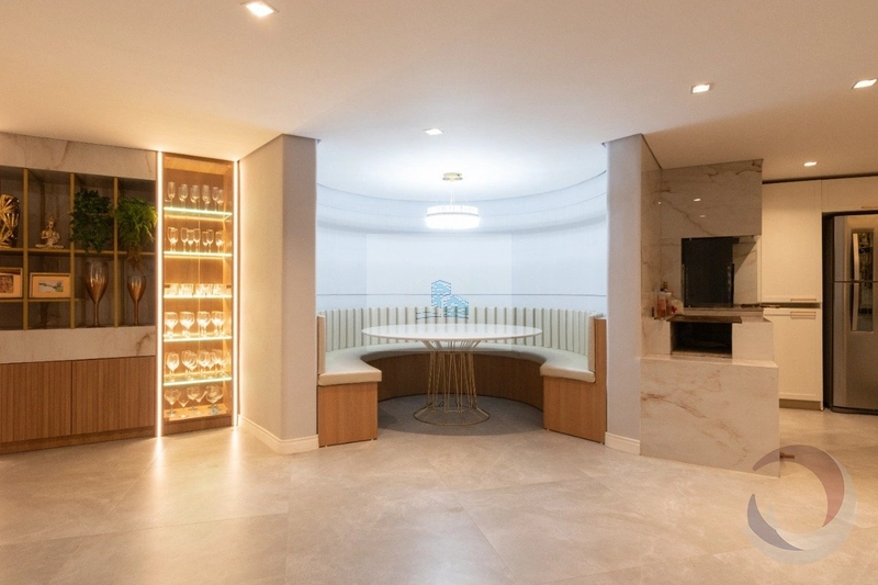 Casa Residencial a venda  de 5 dormitórios no bairro Itaguaçu: 43ª foto da galeria de imagens do imóvel