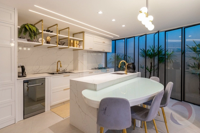 Casa Residencial a venda  de 5 dormitórios no bairro Itaguaçu: 8ª foto da galeria de imagens do imóvel