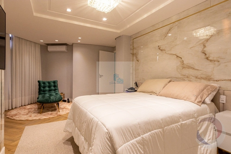 Casa Residencial a venda  de 5 dormitórios no bairro Itaguaçu: 27ª foto da galeria de imagens do imóvel