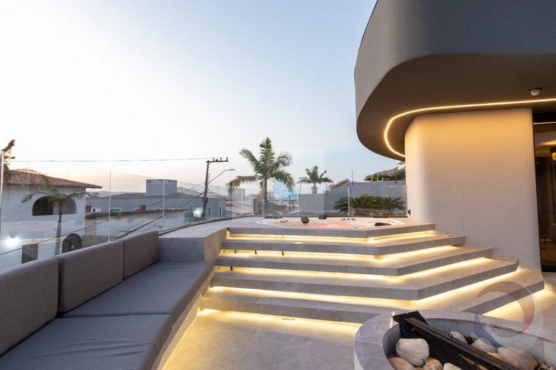 Casa Residencial a venda  de 5 dormitórios no bairro Itaguaçu: 50ª foto da galeria de imagens do imóvel