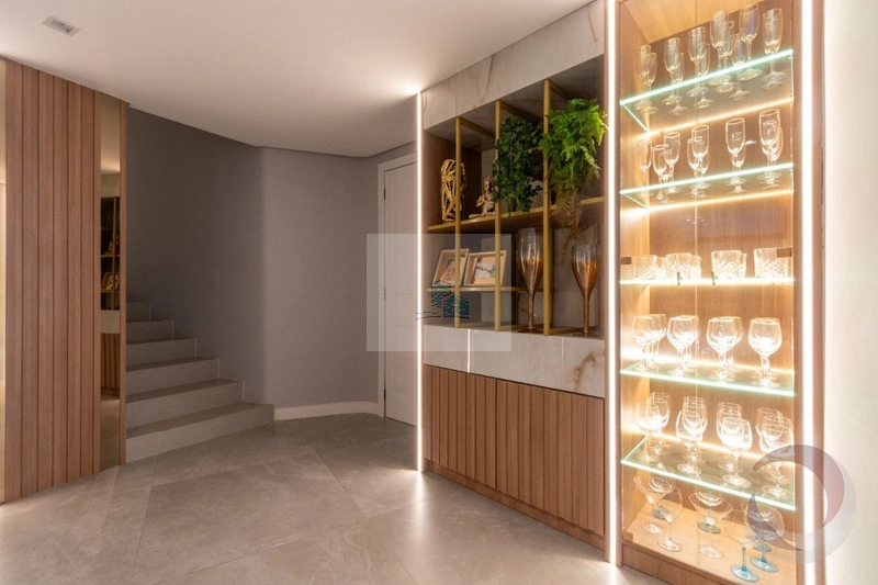 Casa Residencial a venda  de 5 dormitórios no bairro Itaguaçu: 45ª foto da galeria de imagens do imóvel