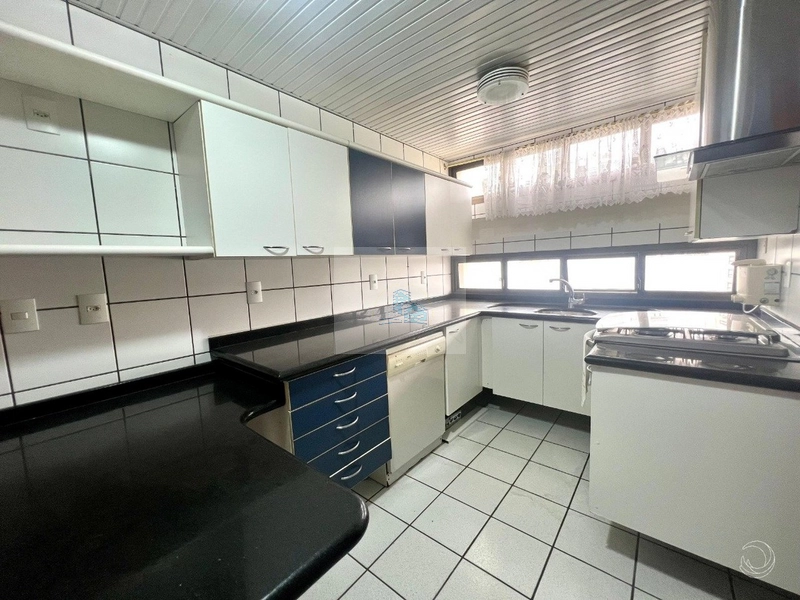 Apartamento de 145m² com 3 quartos na Agronômica: 23ª foto da galeria de imagens do imóvel
