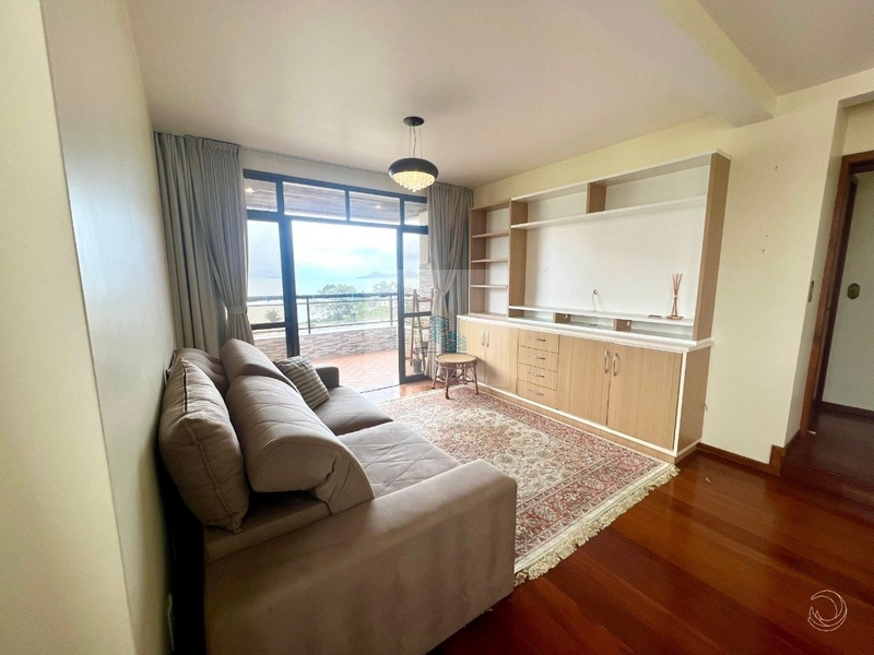 Apartamento de 145m² com 3 quartos na Agronômica: 1ª foto da galeria de imagens do imóvel