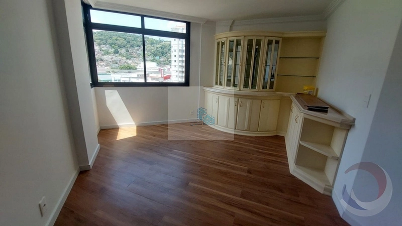 Apartamento com 3 suítes, sendo 1 suíte com hidromassagem Hippo: 3ª foto da galeria de imagens do imóvel