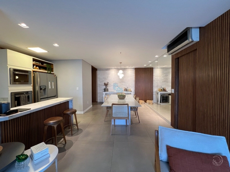 Apartamento com 3 quartos sendo 1 suíte na Agronômica: 12ª foto da galeria de imagens do imóvel