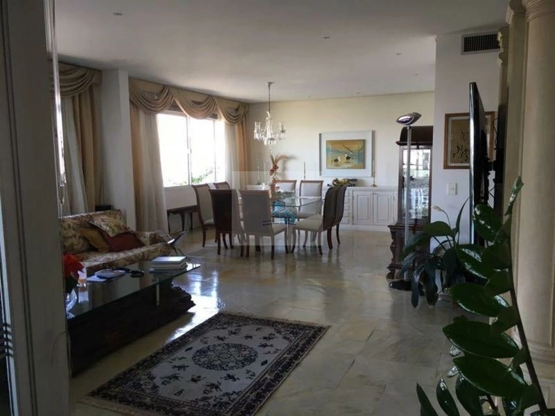 Apartamento de 6 dorms no bairro Agronômica vista mar: 7ª foto da galeria de imagens do imóvel