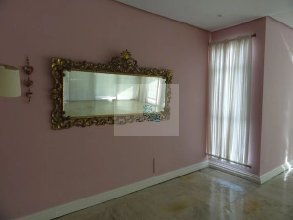 Apartamento de 6 dorms no bairro Agronômica vista mar: 14ª foto da galeria de imagens do imóvel