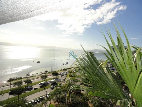 Apartamento de 6 dorms no bairro Agronômica vista mar: 5ª foto da galeria de imagens do imóvel