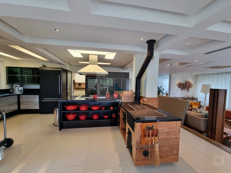 Casa Alto Padrão com 4 suítes em Cacupé: 6ª foto da galeria de imagens do imóvel