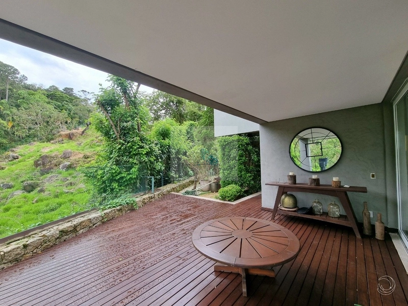 Casa Alto Padrão com 4 suítes em Cacupé: 10ª foto da galeria de imagens do imóvel
