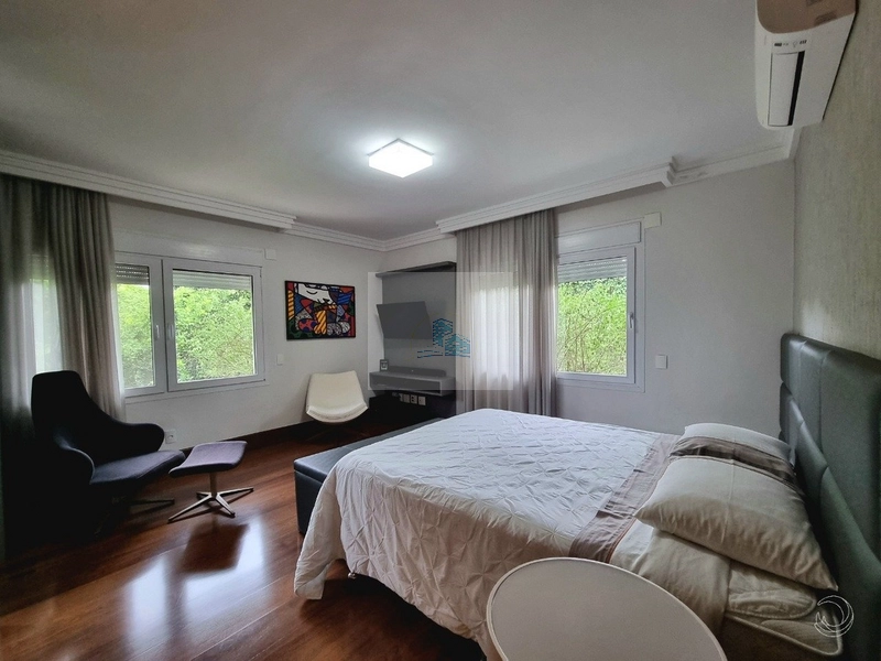 Casa Alto Padrão com 4 suítes em Cacupé: 29ª foto da galeria de imagens do imóvel