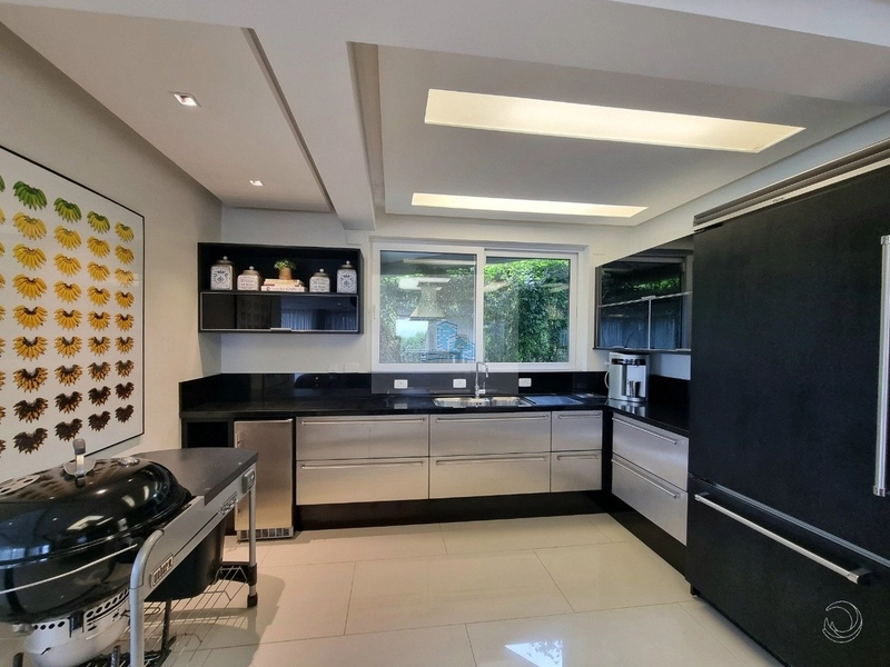 Casa Alto Padrão com 4 suítes em Cacupé: 8ª foto da galeria de imagens do imóvel