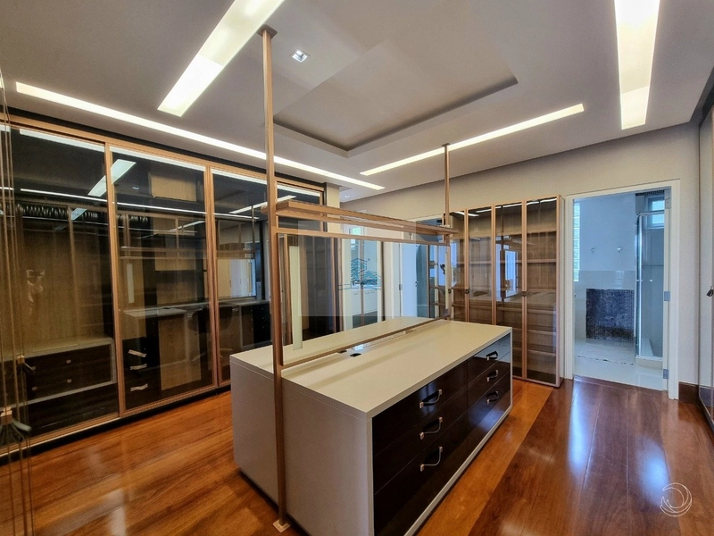 Casa Alto Padrão com 4 suítes em Cacupé: 16ª foto da galeria de imagens do imóvel