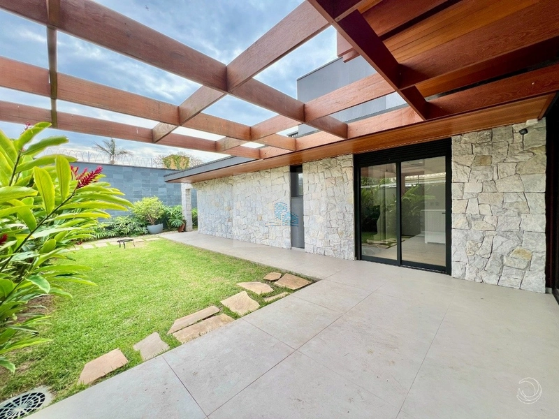 Casa com 3 quartos no Córrego Grande: 42ª foto da galeria de imagens do imóvel