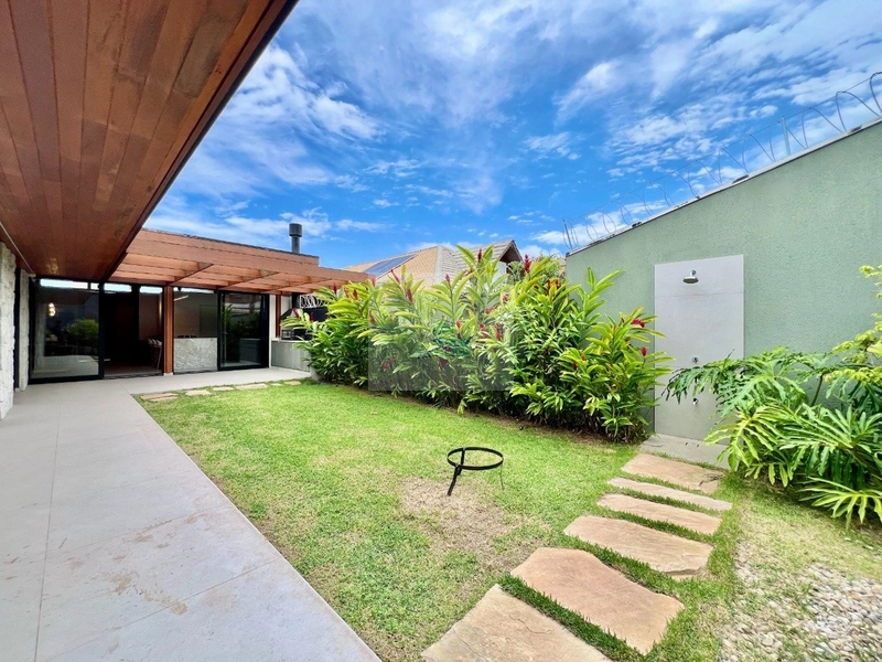 Casa com 3 quartos no Córrego Grande: 46ª foto da galeria de imagens do imóvel