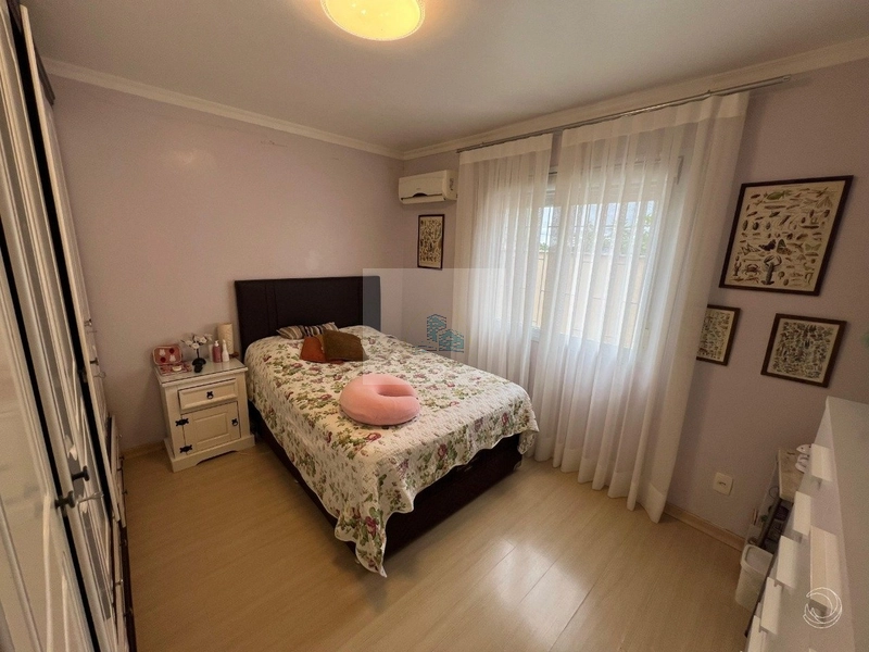 Casa Residencial de 5 quartos na Trindade: 21ª foto da galeria de imagens do imóvel