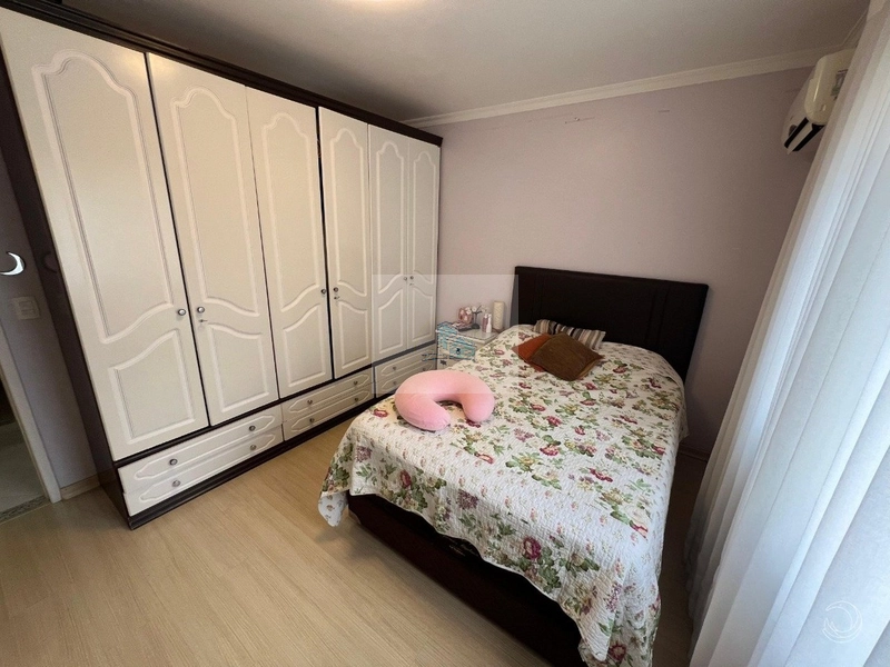 Casa Residencial de 5 quartos na Trindade: 20ª foto da galeria de imagens do imóvel