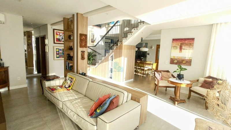 Casa com vista mar e 3 suítes em Cacupé: 5ª foto da galeria de imagens do imóvel