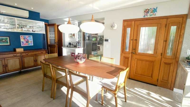 Casa com vista mar e 3 suítes em Cacupé: 14ª foto da galeria de imagens do imóvel