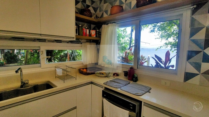 Casa com vista mar e 3 suítes em Cacupé: 16ª foto da galeria de imagens do imóvel