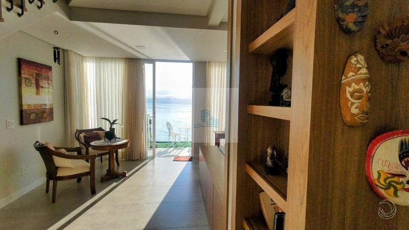 Casa com vista mar e 3 suítes em Cacupé: 3ª foto da galeria de imagens do imóvel